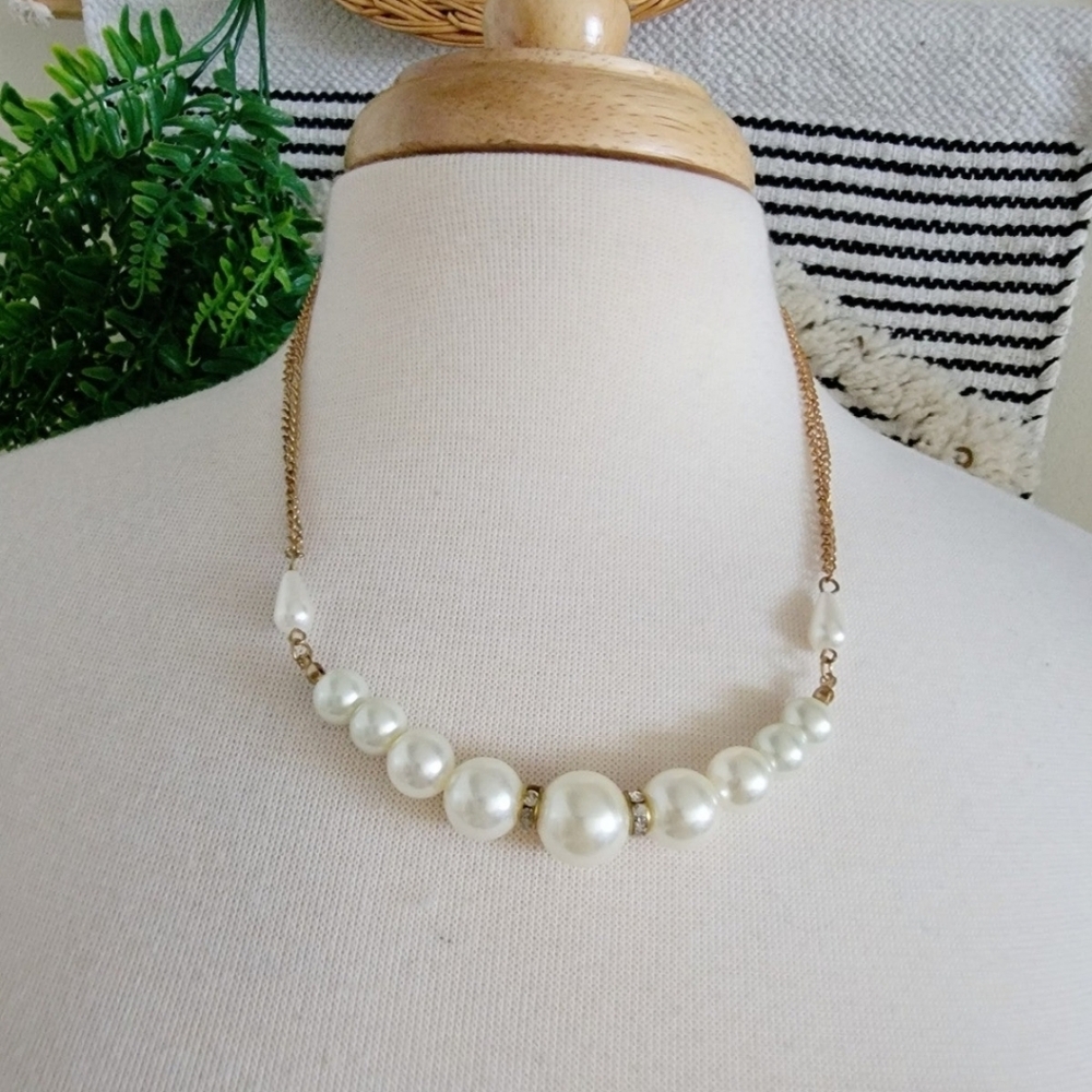Pearl necklace